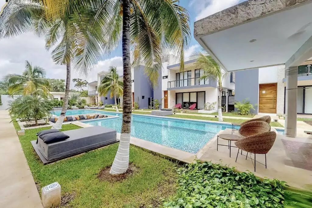 Contemporary Poolside Condo, Wi-Fi - Paraiso Kaanal 101 Tulum